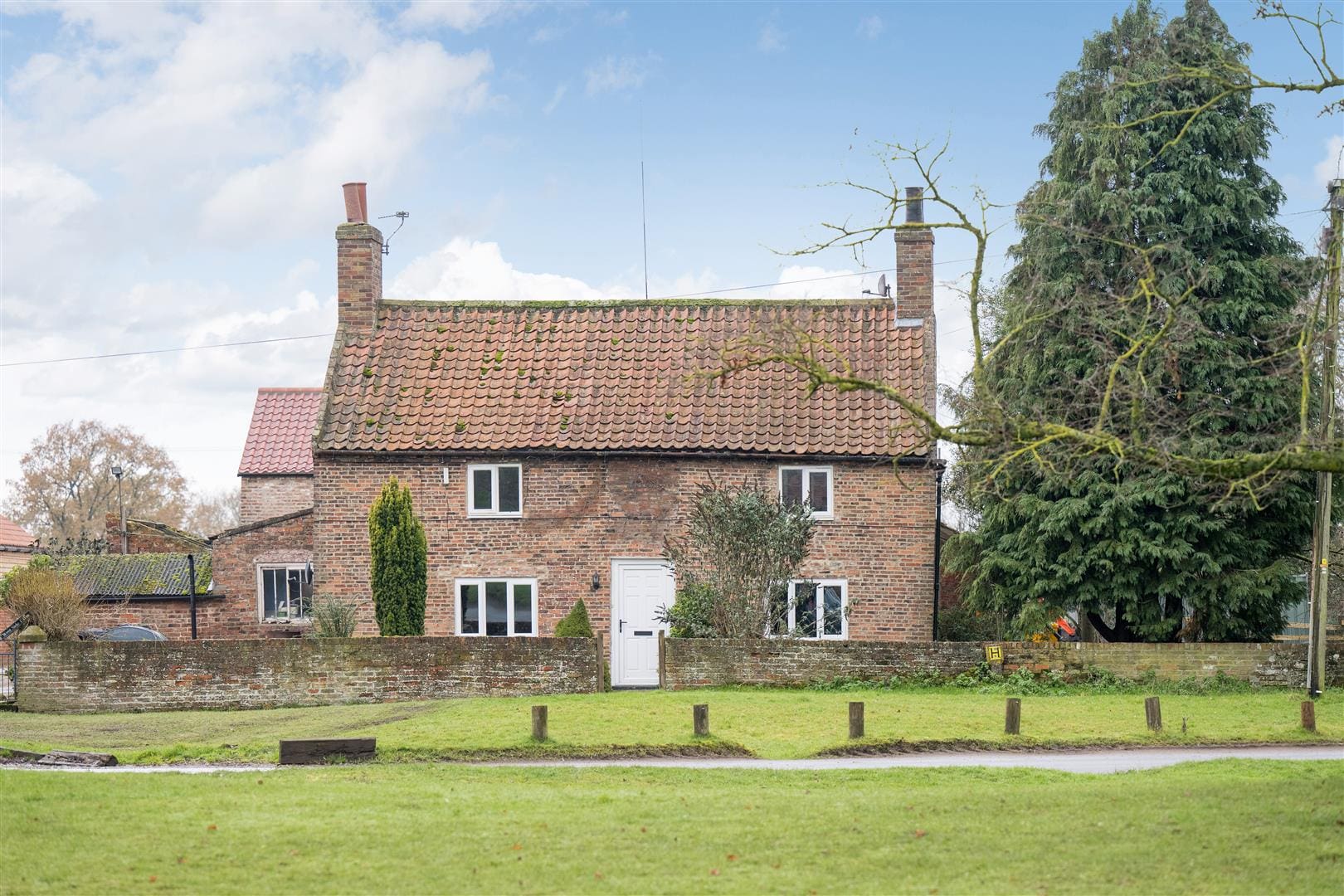 West Side Farm, The Green, Nun Monkton, York GSC Grays Rural Land