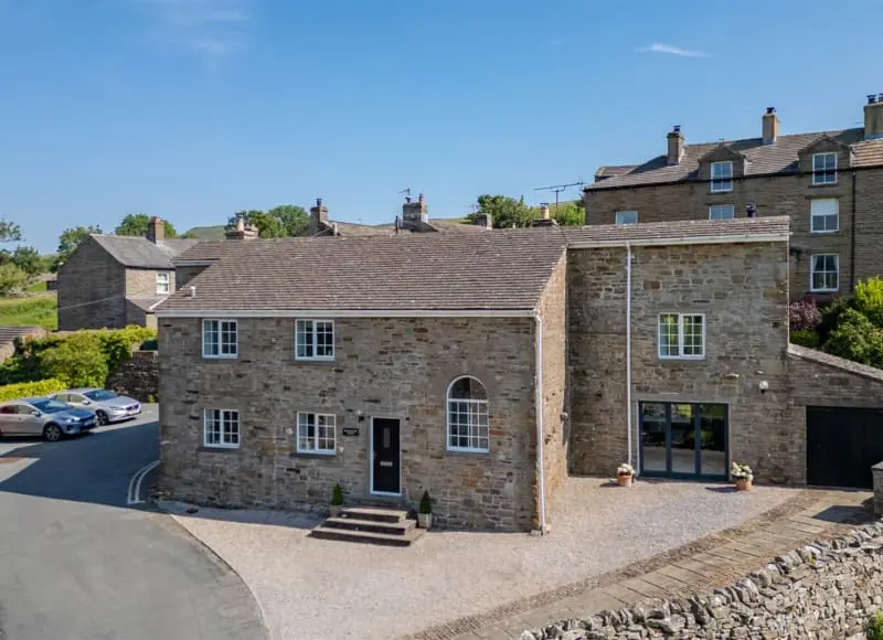 Middlegate House, Burtersett, Hawes, DL8 3PB