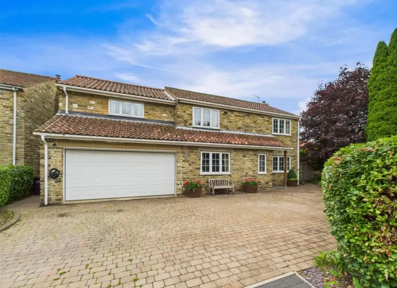 4 Langley Garth, Staindrop, County Durham