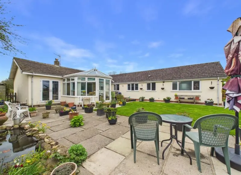Springfield, Leyburn Road, Little Crakehall, Bedale DL8 1JF