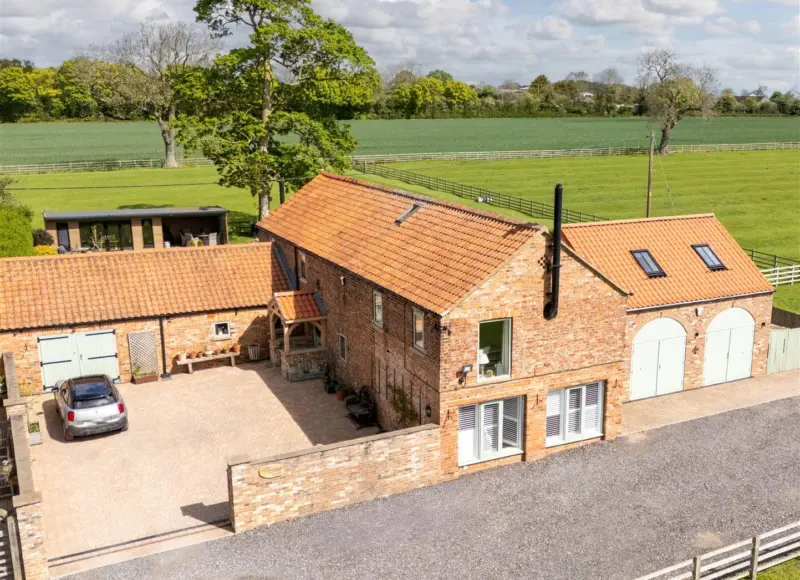 High Gatherley Barn, Gatherley Road, Brompton On Swale, Richmond DL10 7JJ