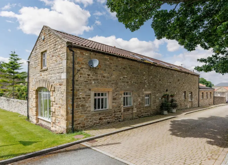 The Stables, Newsham, Richmond, North Yorkshire DL11 7RA