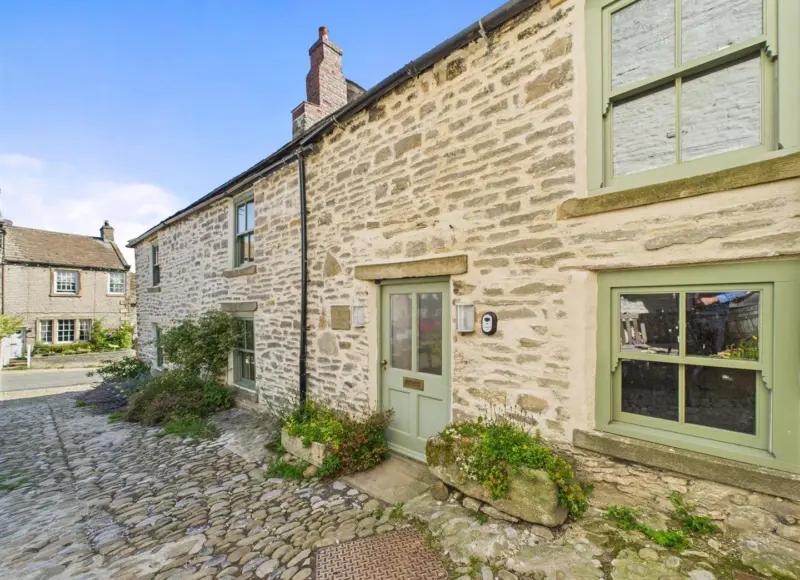 Castle Hill Cottage, Middleham, DL8 4QR