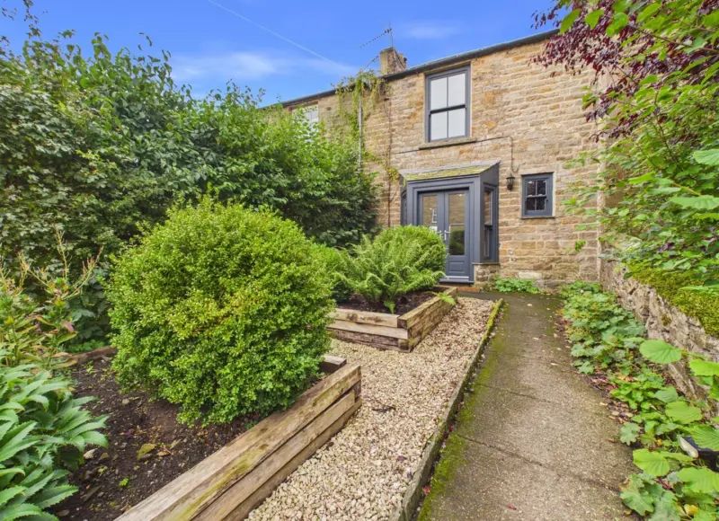 4 Castle Terrace, Bowes, Barnard Castle DL12 9LD