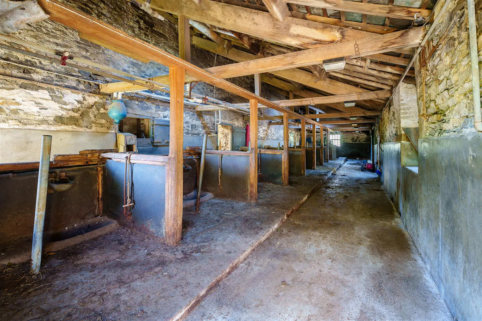 Barn internal
