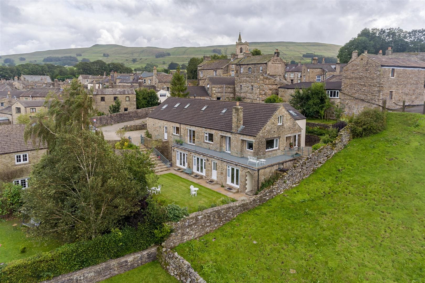 The Holme, Hawes GSC Grays Estate Agents, Chartered Surveyors, Land