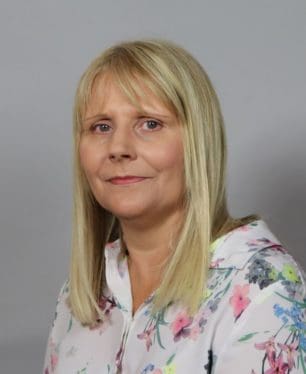 Lesley Andrew