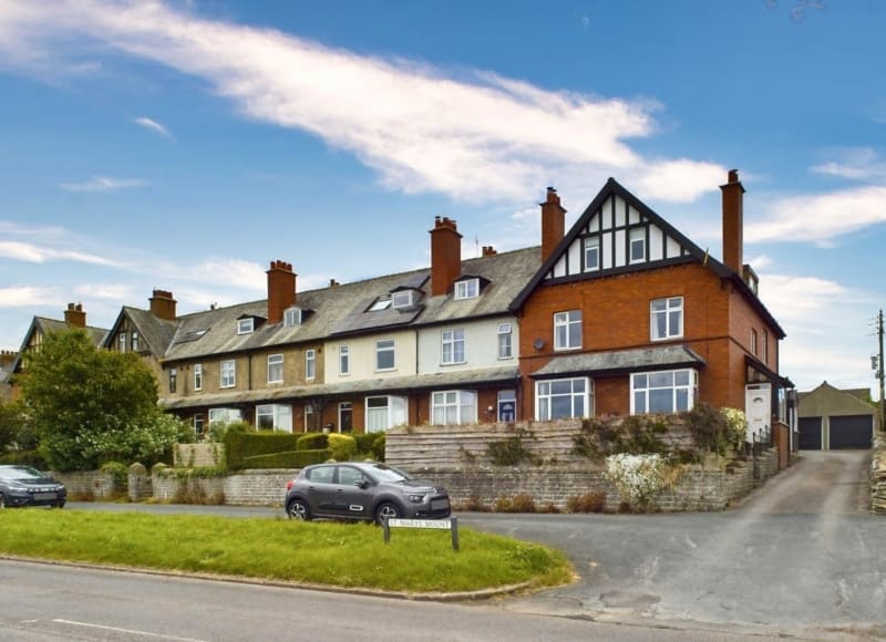 15 St. Marys Mount, Leyburn, DL8 5JB
