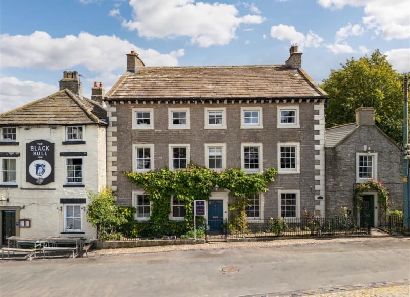 Jasmine House, Market Place, Middleham, Leyburn, DL8 4NU