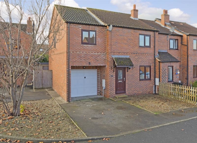 8 Gables Court, Dishforth, Thirsk
