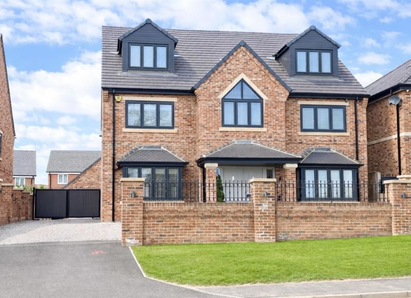 27 Beaumont Hill, Darlington